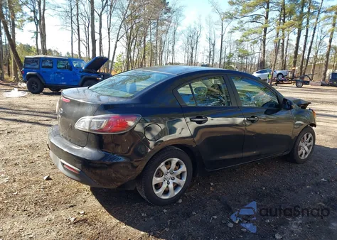 2011 Mazda Mazda3 I Sport из США, поврежденный, VIN JM1BL1UG7B1902218